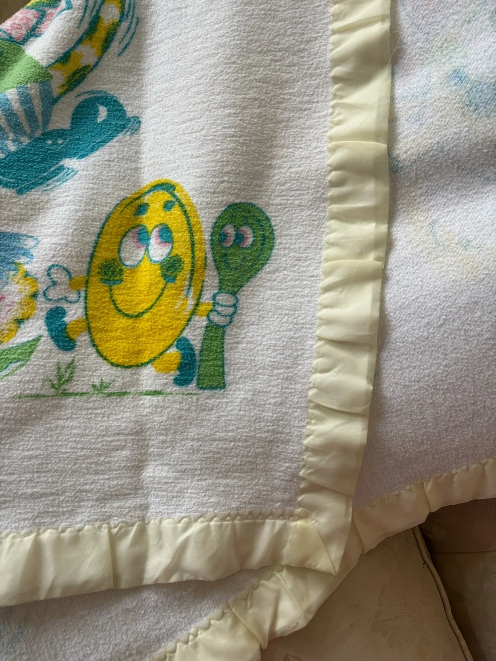 Vintage Nursery Rhyme Satin Trim Baby Blanket 44”x36”MCM